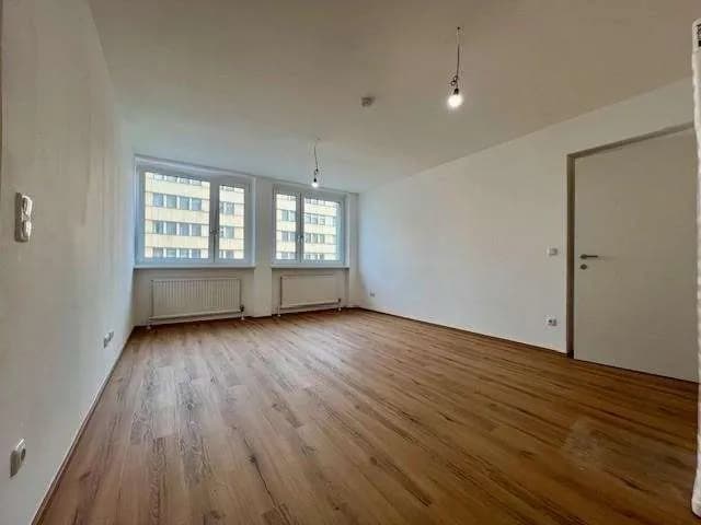 2-Zimmer-Wohnung kaufen in Linz – 53,99 m², € 189.000 – Bild 1 von 7