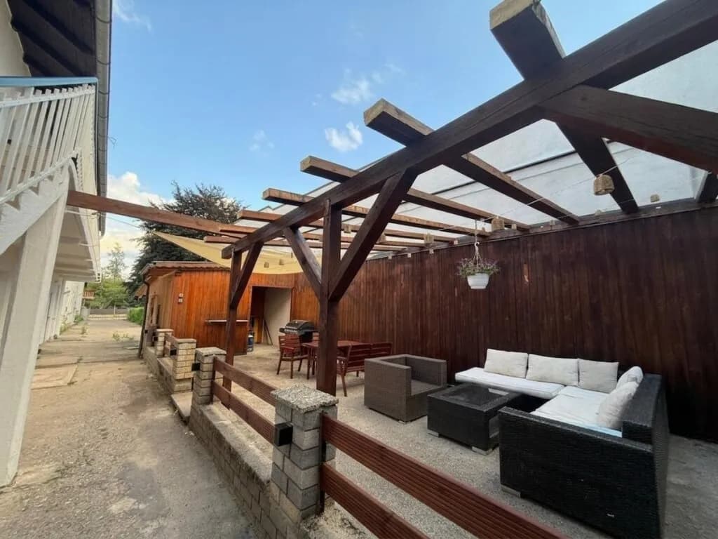 20-Zimmer-Gewerbeimmobilie kaufen in Neunkirchen – 454 m², € 749.000 – Bild 3 von 17
