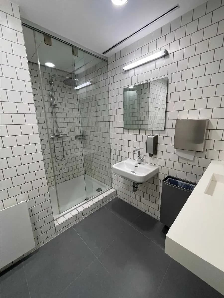 11-Zimmer-Gewerbeimmobilie mieten in Wien – 638 m², € 17.995 – Bild 7 von 19