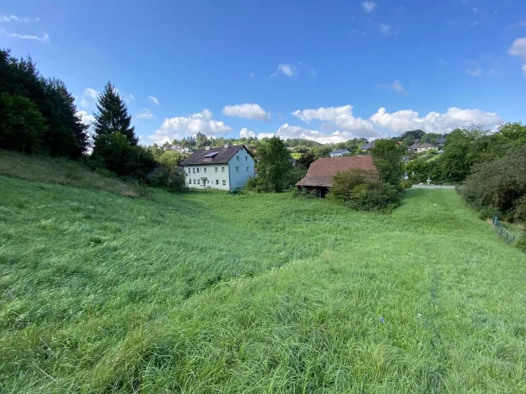Grundstück kaufen in Sankt Pölten Land – 3 469 m², € 700.000