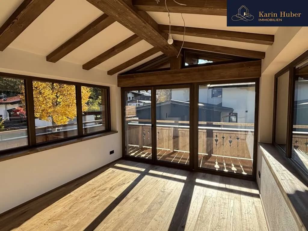 5-Zimmer-Immobilie kaufen in Kitzbühel – 280,74 m², € 2.080.000 – Bild 2 von 11