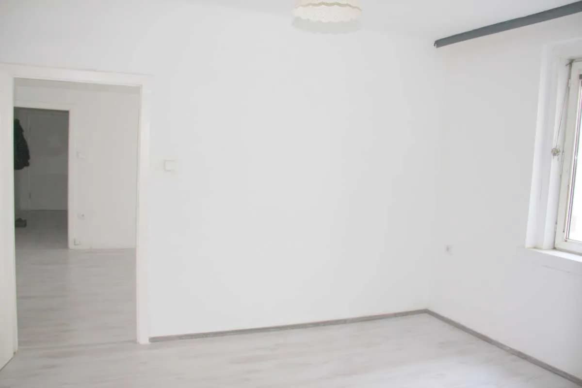 2-Zimmer-Wohnung mieten in Wiener Neustadt – 60 m², € 789 – Bild 3 von 8