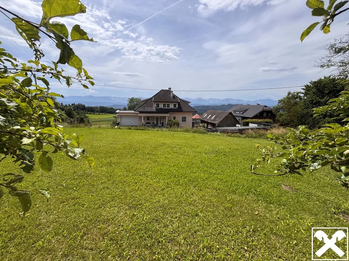 Grundstück kaufen in Klagenfurt – 800 m², € 240.000