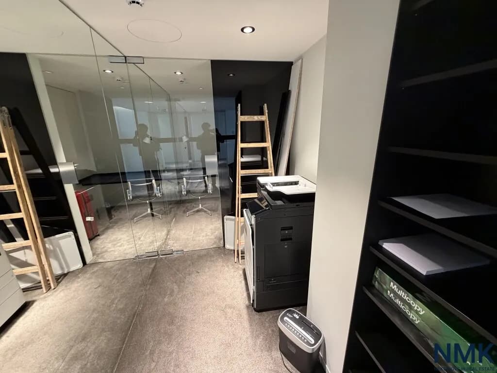 4-Zimmer-Gewerbeimmobilie mieten in Wien – 328 m², € 31 – Bild 14 von 15