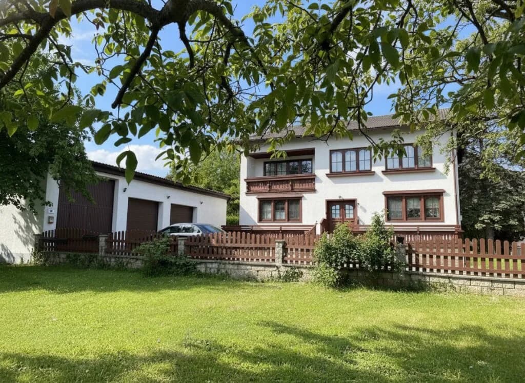 7-Zimmer-Immobilie kaufen in Horn – 250 m², € 520.000