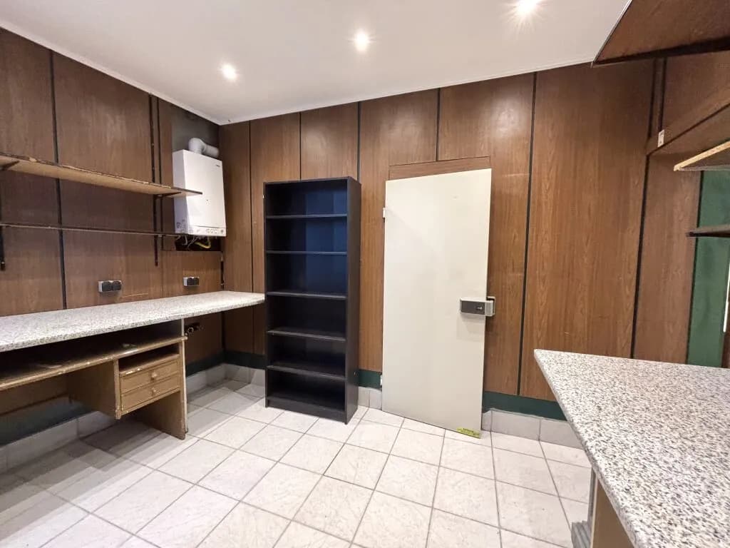 2-Zimmer-Gewerbeimmobilie mieten in Wien – 90 m², € 1.535 – Bild 12 von 19