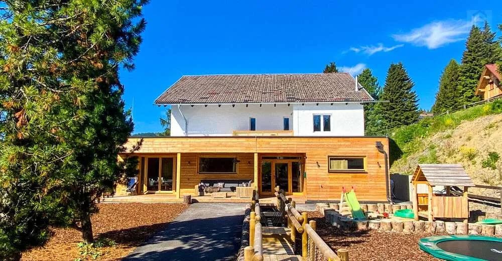 12-Zimmer-Immobilie kaufen in Feldkirchen – 625 m²