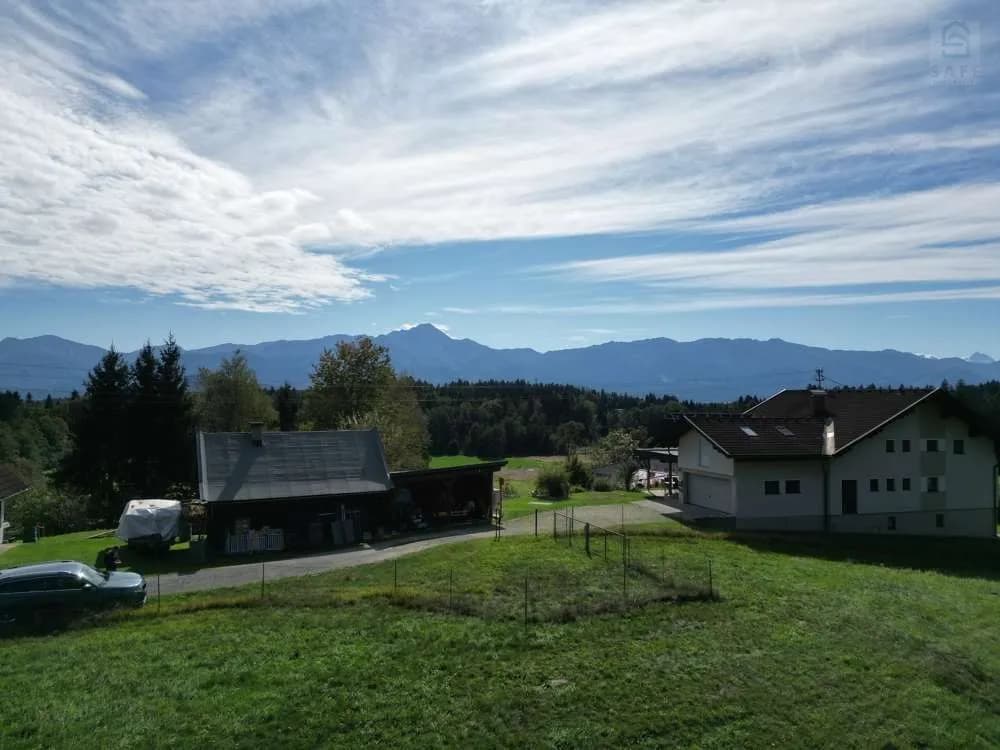 Grundstück kaufen in Villach Land – 1 045 m², € 145.000