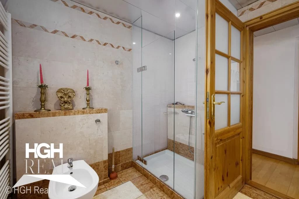 7-Zimmer-Gewerbeimmobilie kaufen in Korneuburg – 240 m², € 890.000 – Bild 8 von 30