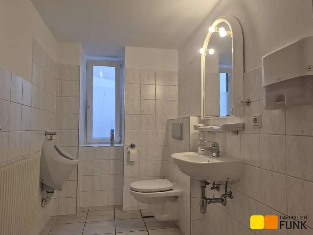 Gewerbeimmobilie mieten in Wien – 160 m², € 2.342 – Bild 8 von 26