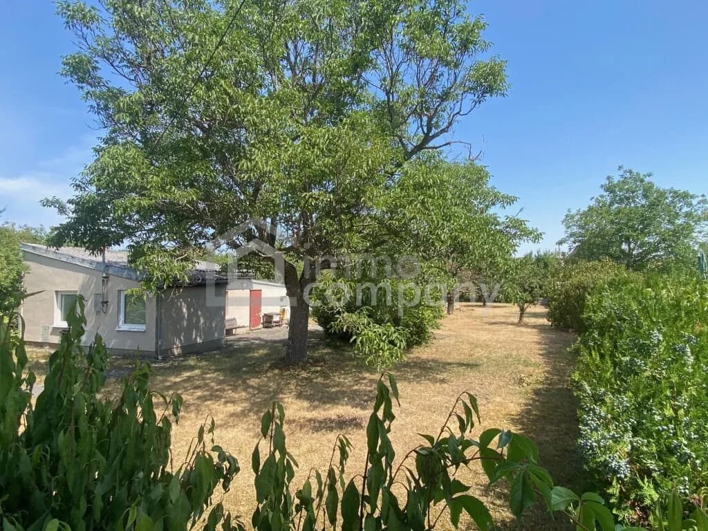Grundstück kaufen in Baden – 1 108 m², € 490.000