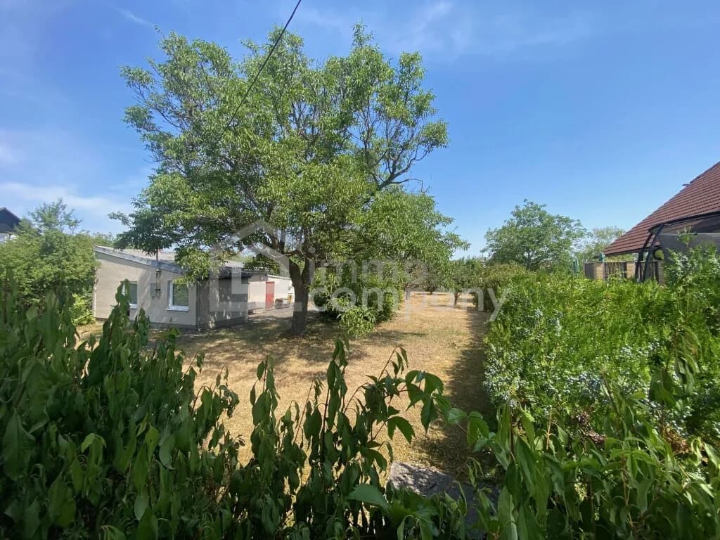 Grundstück kaufen in Baden – 1 108 m², € 490.000 – Bild 2 von 3