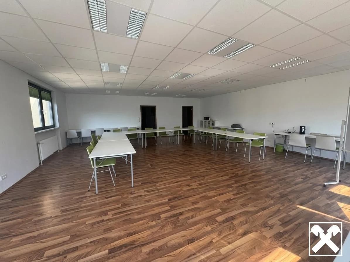 3-Zimmer-Gewerbeimmobilie kaufen in Neunkirchen – 123,23 m², € 280.000