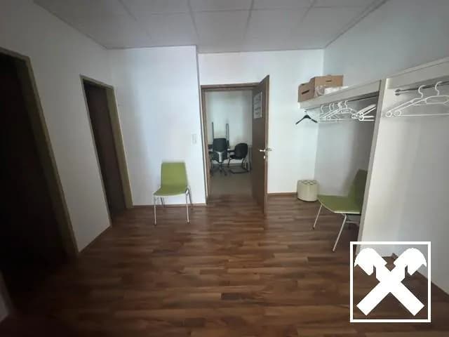 3-Zimmer-Gewerbeimmobilie kaufen in Neunkirchen – 123,23 m², € 280.000 – Bild 3 von 17