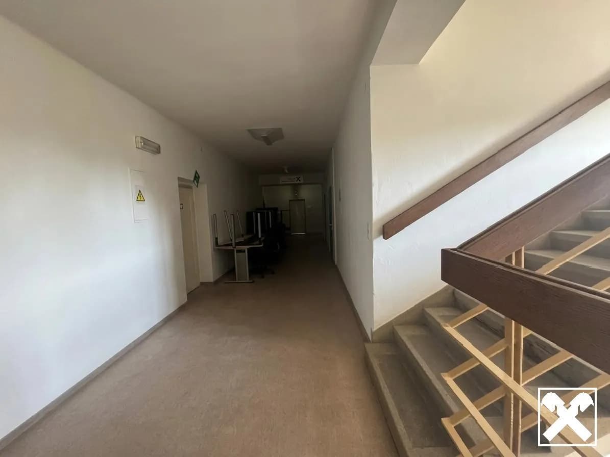 3-Zimmer-Gewerbeimmobilie kaufen in Neunkirchen – 123,23 m², € 280.000 – Bild 8 von 17