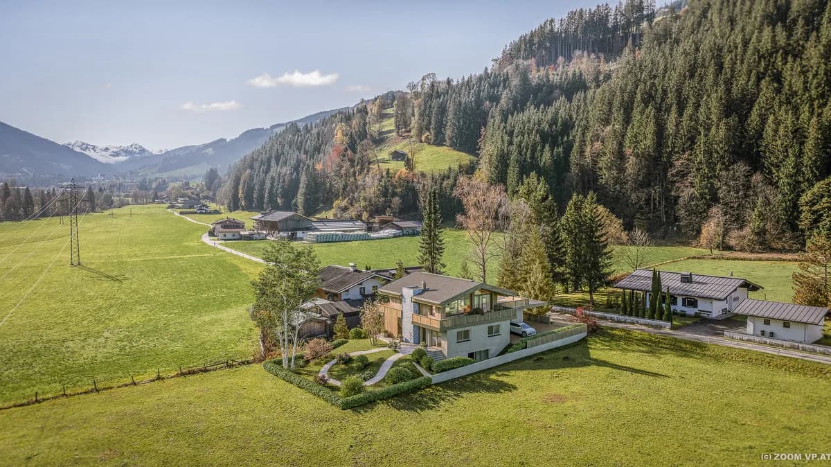 6-Zimmer-Immobilie kaufen in Kitzbühel – 319 m², € 5.600.000 – Bild 3 von 9