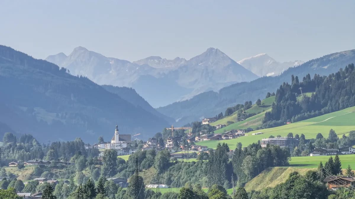 6-Zimmer-Immobilie kaufen in Kitzbühel – 319 m², € 5.600.000 – Bild 9 von 9