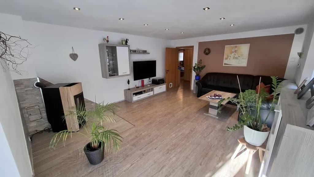 3-Zimmer-Wohnung kaufen in Innsbruck-Land – 81,32 m², € 299.000 – Bild 2 von 13