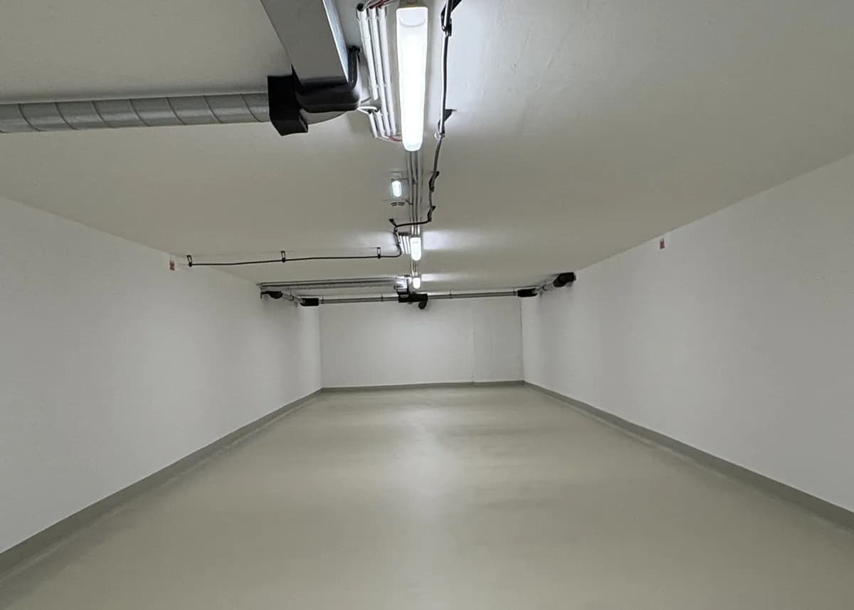 Gewerbeimmobilie mieten in Wien – 2 275 m², € 8 – Bild 2 von 10