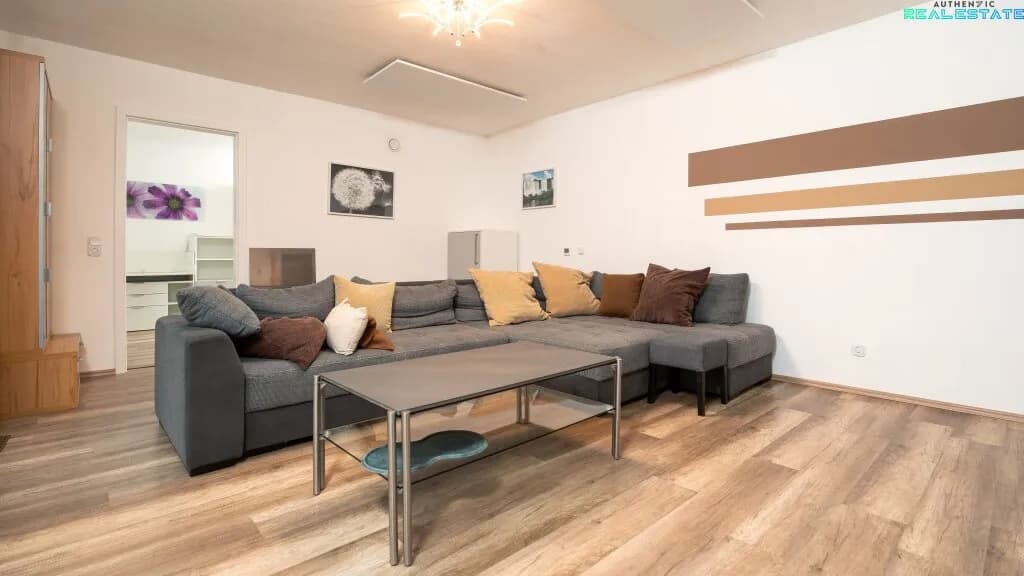 6-Zimmer-Haus kaufen in Oberpullendorf – 130 m², € 298.000 – Bild 2 von 17