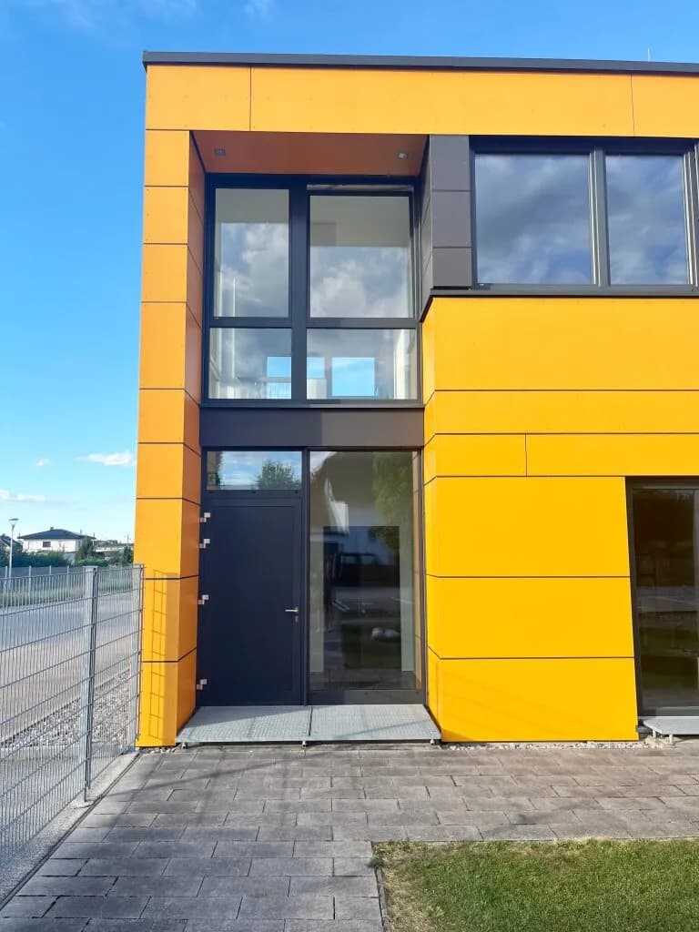 Gewerbeimmobilie mieten in Gmunden – 117 m², € 1.550 – Bild 13 von 14