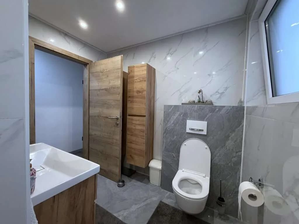 10-Zimmer-Gewerbeimmobilie kaufen in Braunau am Inn – 226,43 m², € 679.900 – Bild 32 von 43