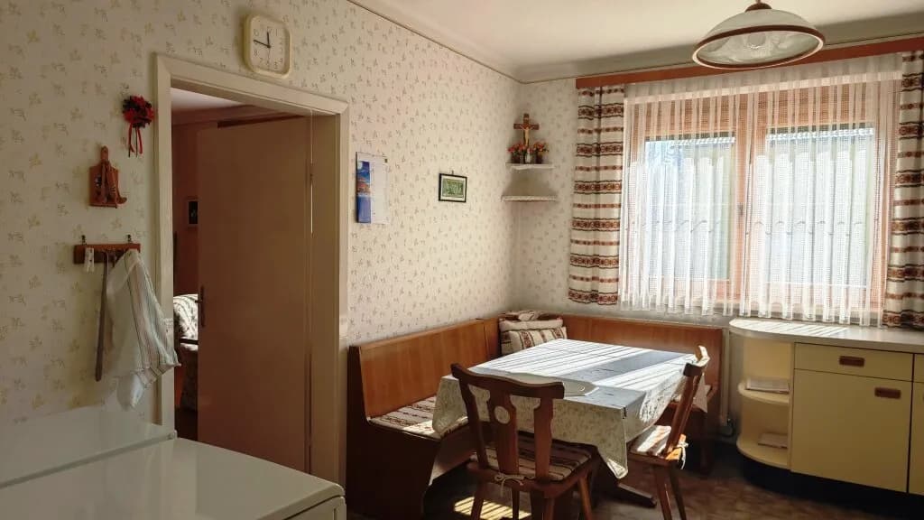 6-Zimmer-Gewerbeimmobilie kaufen in Neunkirchen – 168,29 m², € 350.000 – Bild 14 von 37