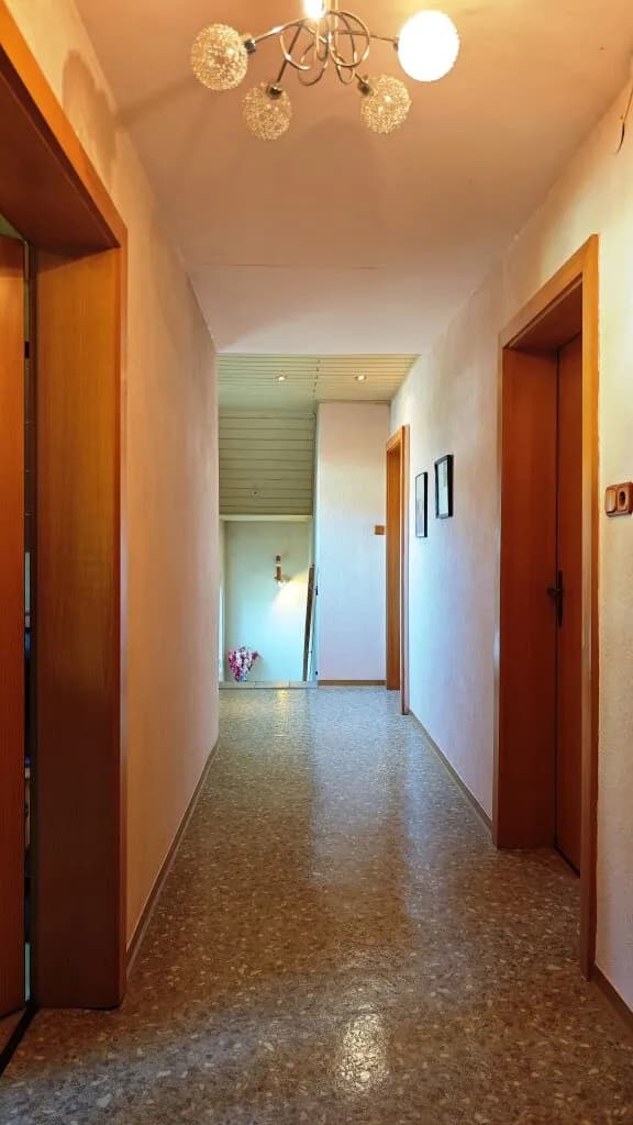 6-Zimmer-Gewerbeimmobilie kaufen in Neunkirchen – 168,29 m², € 350.000 – Bild 20 von 37