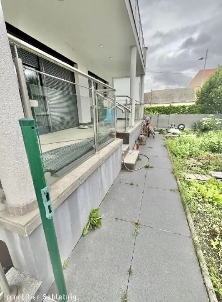 8-Zimmer-Haus kaufen in Bruck an der Leitha – 447,6 m², € 800.000 – Bild 3 von 32