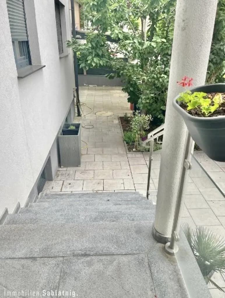 8-Zimmer-Haus kaufen in Bruck an der Leitha – 447,6 m², € 800.000 – Bild 7 von 32