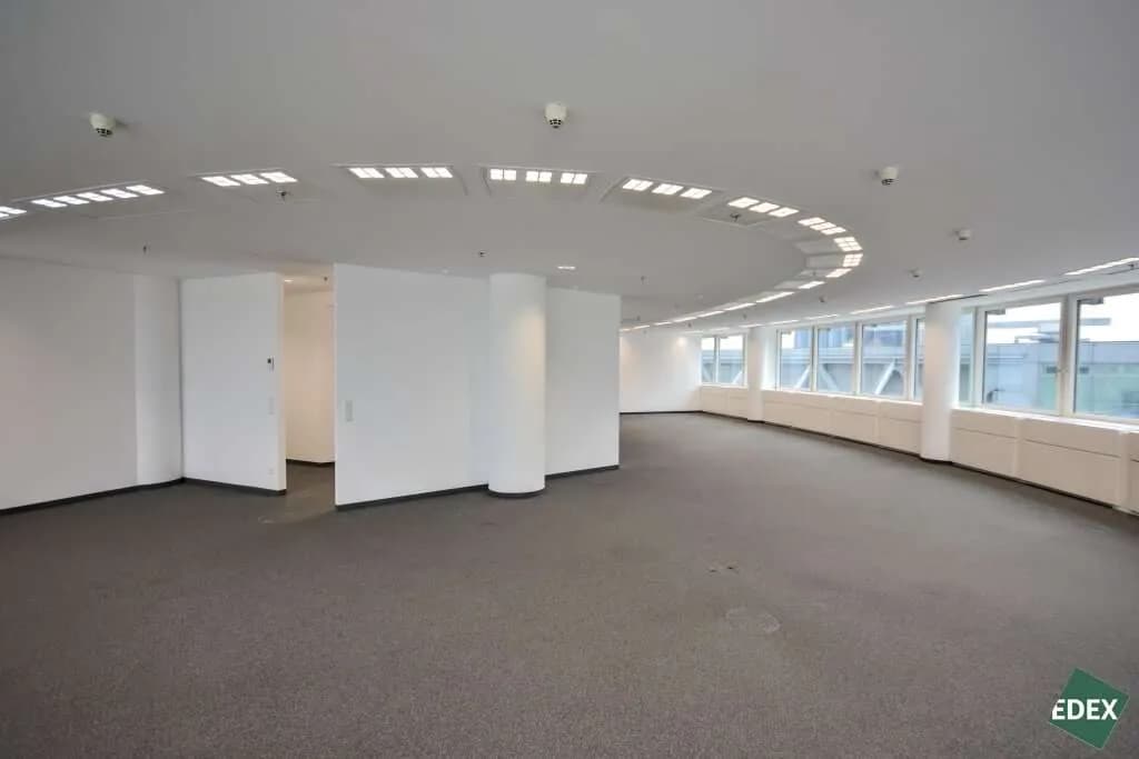 Gewerbeimmobilie mieten in Wien – 335 m², € 13 – Bild 2 von 10