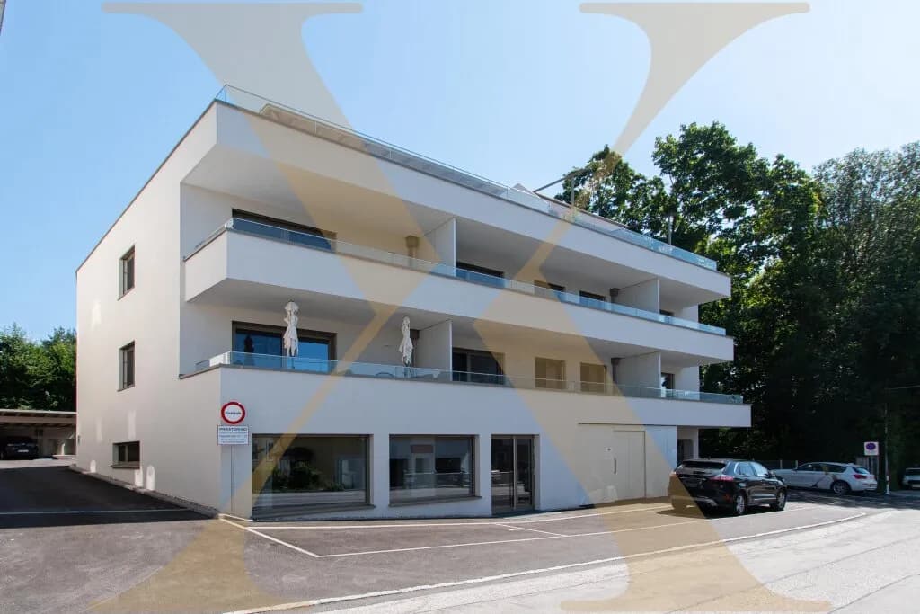 Gewerbeimmobilie kaufen in Vöcklabruck – 111 m², € 398.000