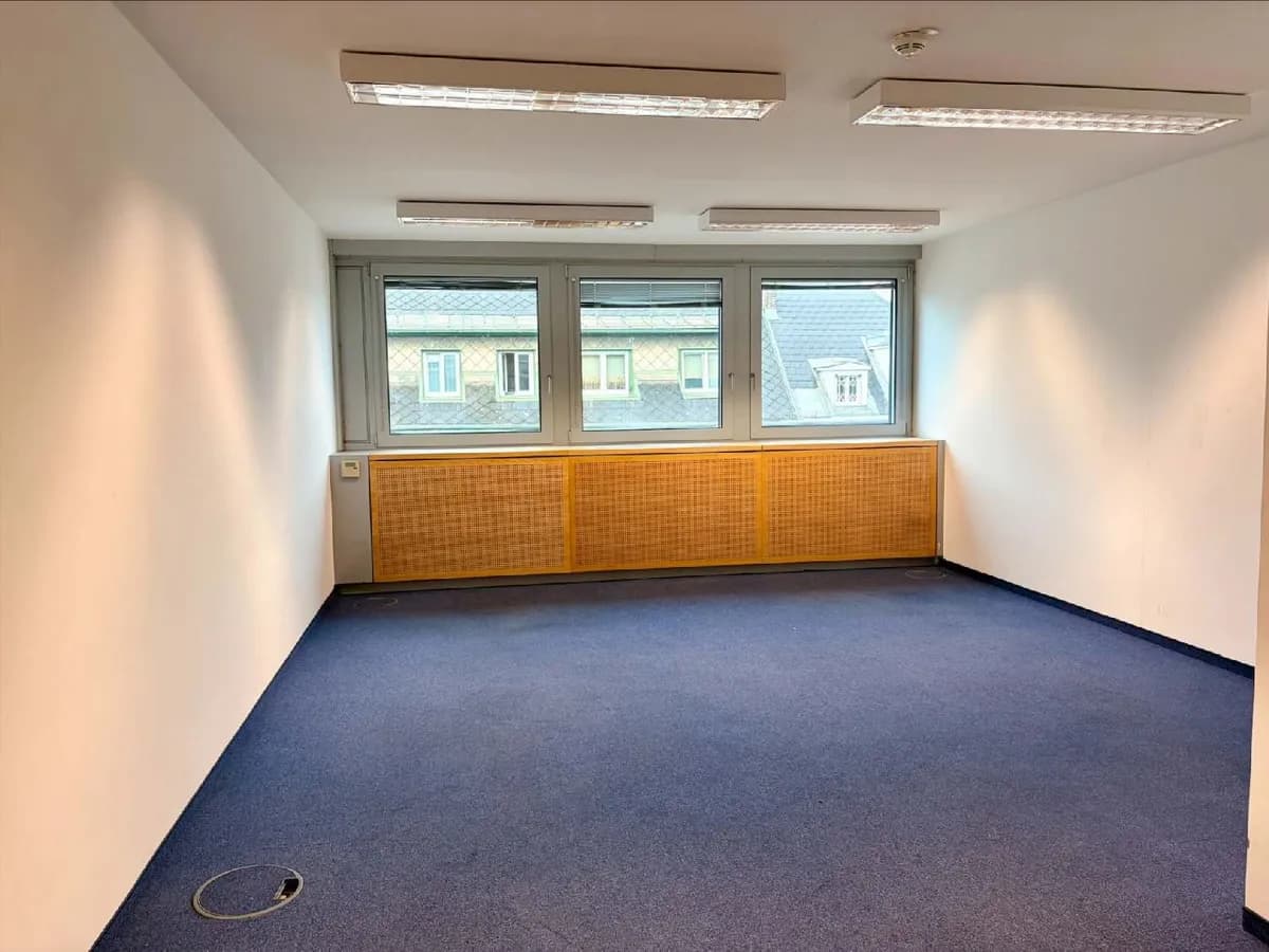 5-Zimmer-Gewerbeimmobilie mieten in Wien – 247 m², € 5.609