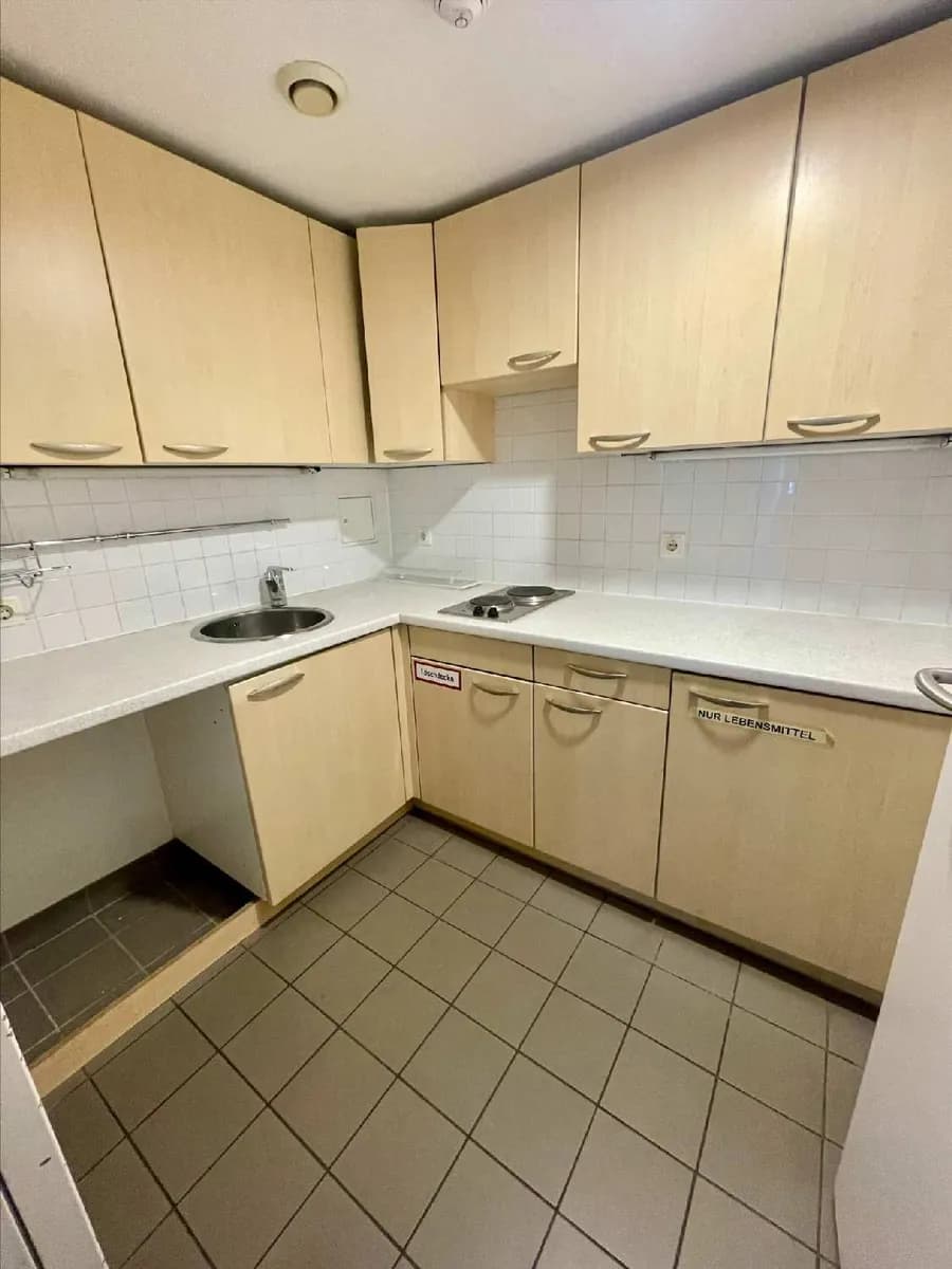 5-Zimmer-Gewerbeimmobilie mieten in Wien – 247 m², € 5.609 – Bild 3 von 6