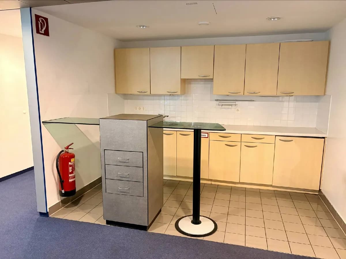 15-Zimmer-Gewerbeimmobilie mieten in Wien – 714 m², € 16.204 – Bild 6 von 13