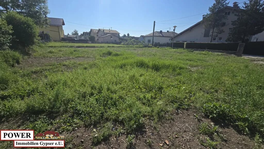Grundstück kaufen in Braunau am Inn – 572 m², € 143.000