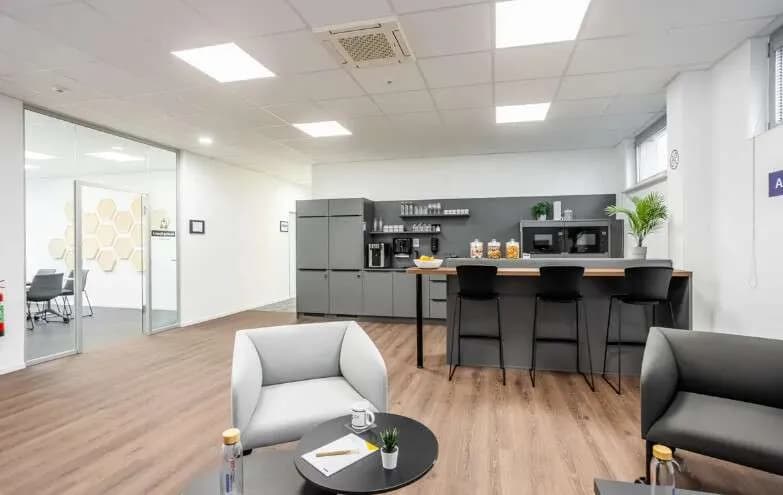 Gewerbeimmobilie mieten in Amstetten – 430 m²