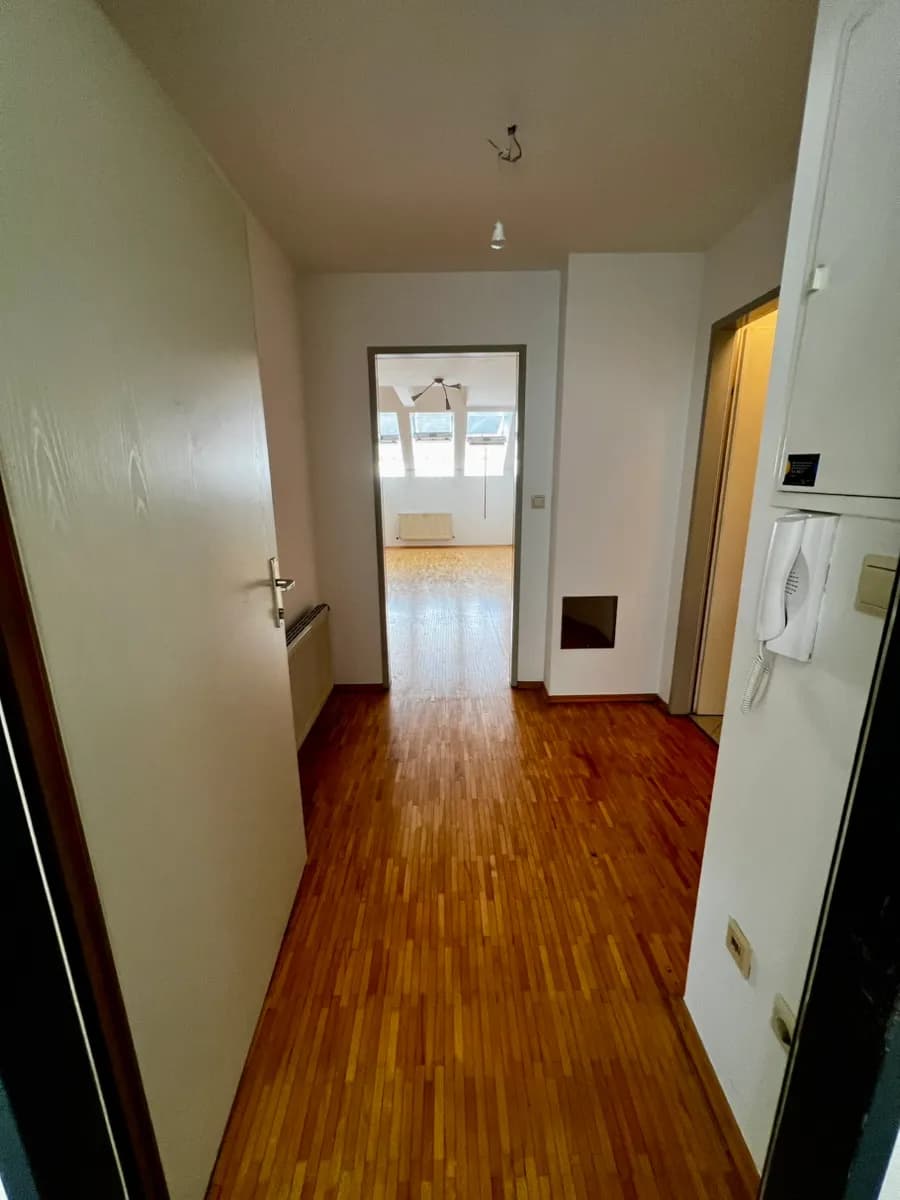 2-Zimmer-Wohnung mieten in Graz – 70 m², € 1.050 – Bild 2 von 12