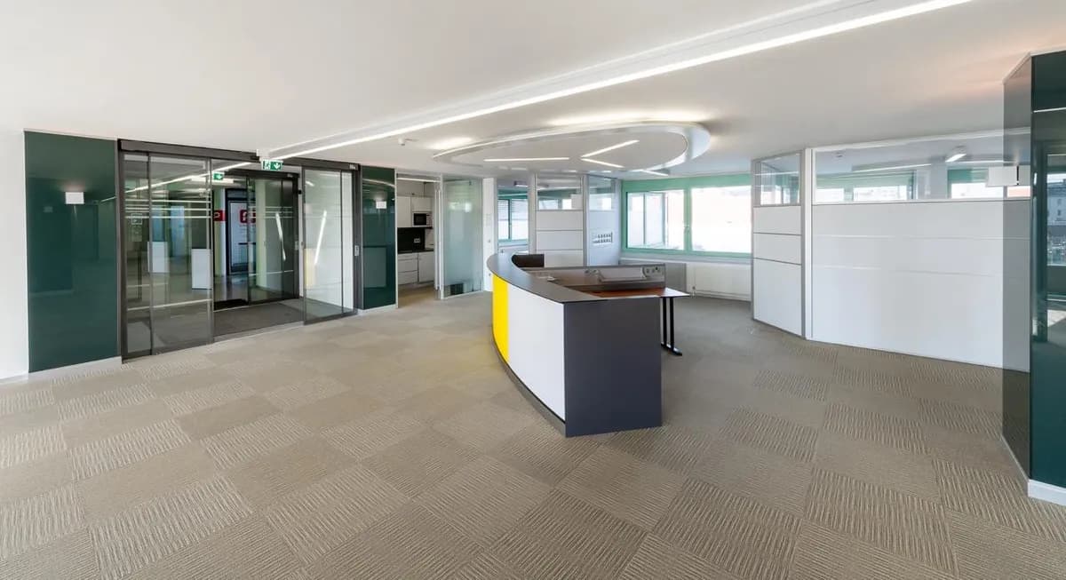 14-Zimmer-Gewerbeimmobilie mieten in Graz – 685 m², € 13 – Bild 1 von 7