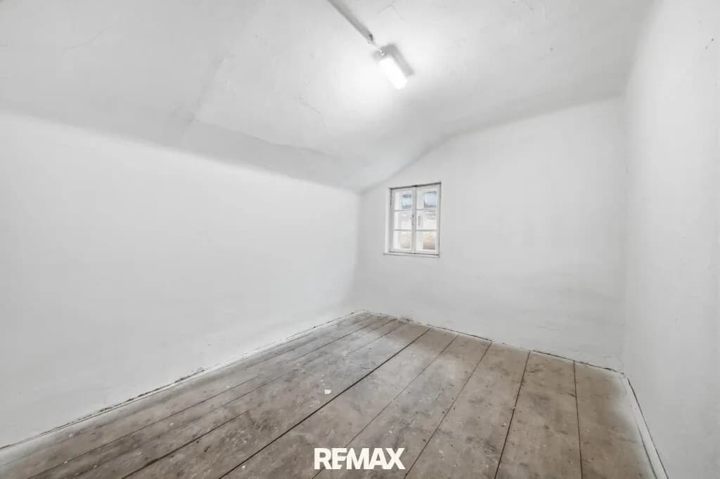 8-Zimmer-Haus kaufen in Gmünd – 229 m², € 229.000 – Bild 24 von 44