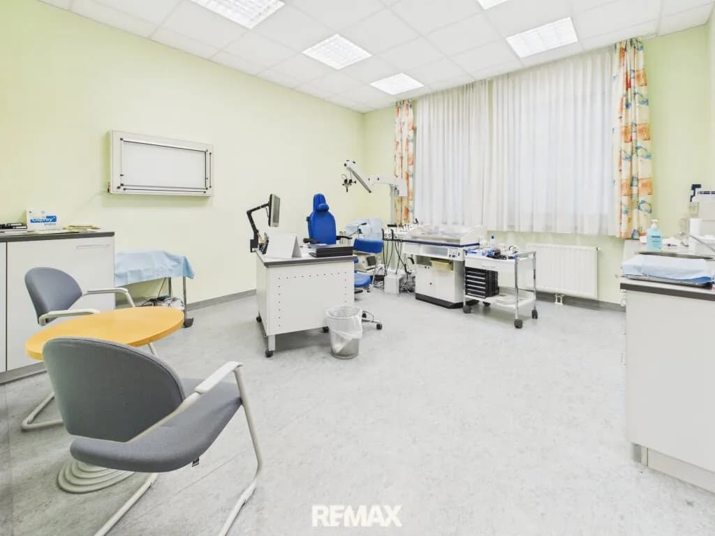 15-Zimmer-Gewerbeimmobilie mieten in Mattersburg – 396 m², € 3.174 – Bild 5 von 14