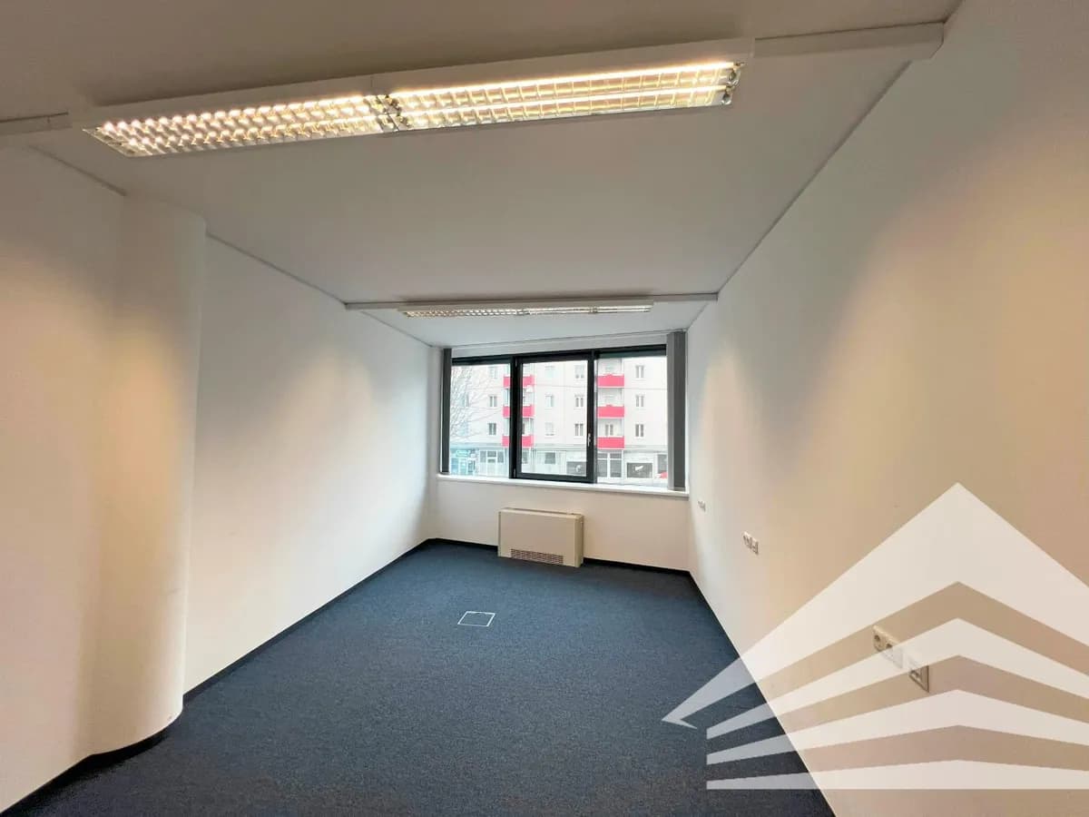 Gewerbeimmobilie mieten in Linz – 181 m², € 2.232 – Bild 2 von 4