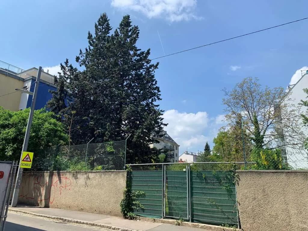 Grundstück kaufen in Wien – 1 319 m², € 2.900.000 – Bild 2 von 6