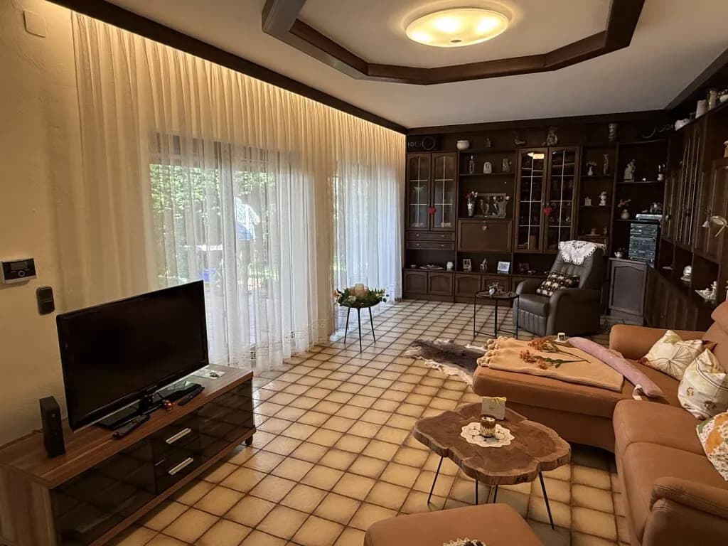 Haus kaufen in Wiener Neustadt – 129 m², € 548.000 – Bild 8 von 24