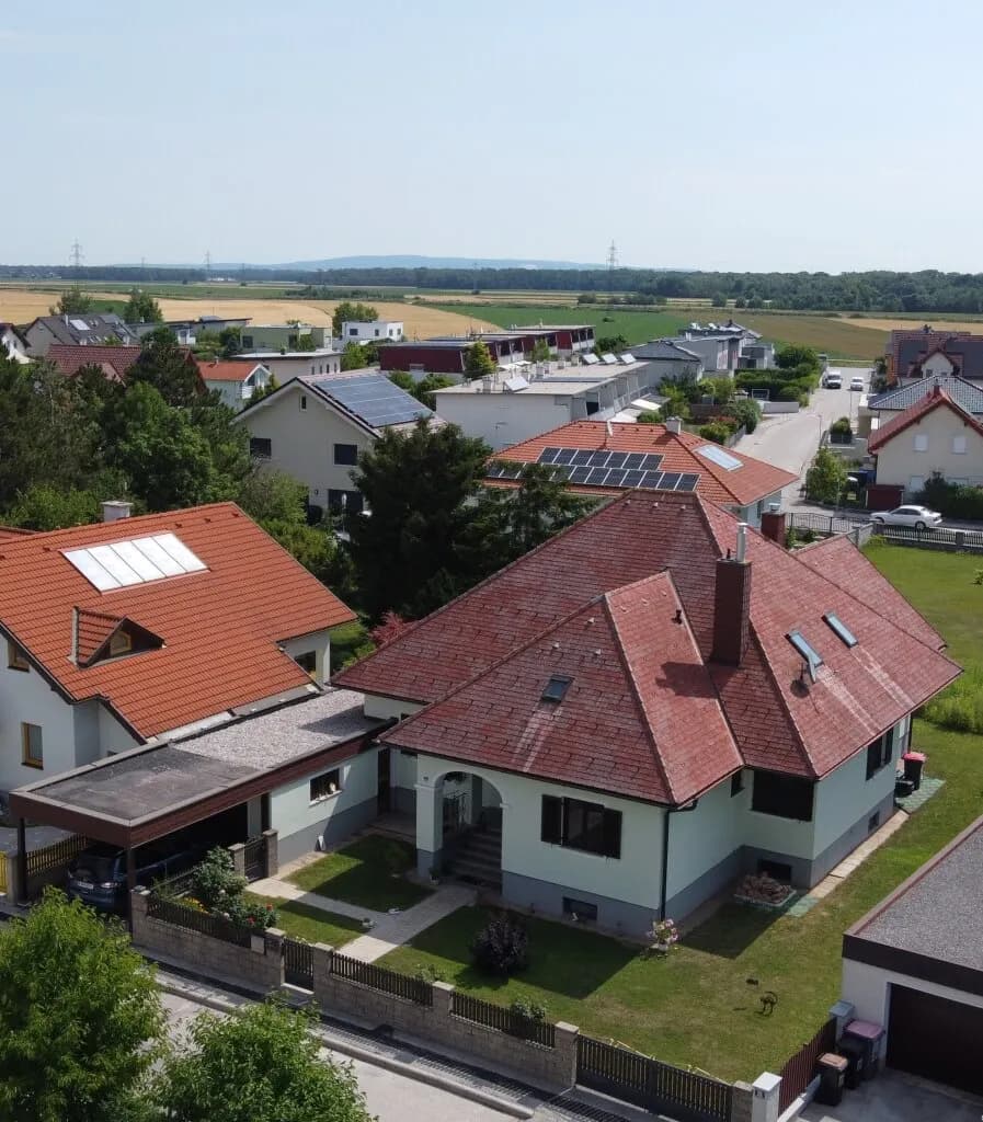 Haus kaufen in Wiener Neustadt – 199,33 m², € 598.000 – Bild 2 von 19