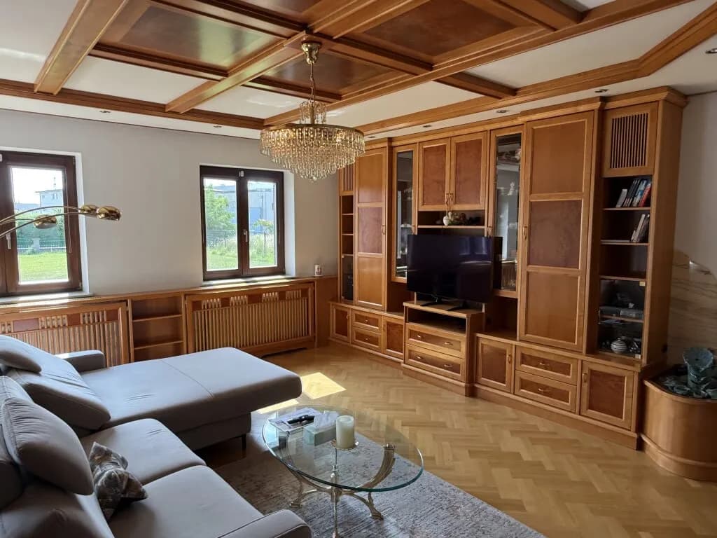Haus kaufen in Wiener Neustadt – 199,33 m², € 598.000 – Bild 8 von 19