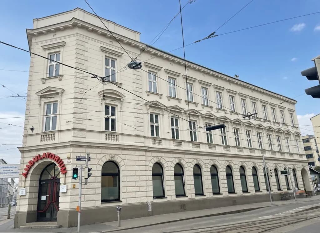 3-Zimmer-Wohnung kaufen in Wien – 116,3 m², € 292.500 – Bild 2 von 13