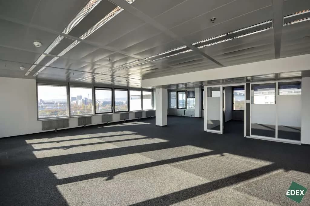 Gewerbeimmobilie mieten in Wien – 1 433 m², € 16 – Bild 2 von 4