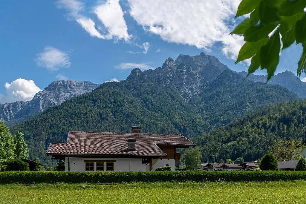 Grundstück kaufen in Kitzbühel – 726 m², € 495.000 – Bild 2 von 3