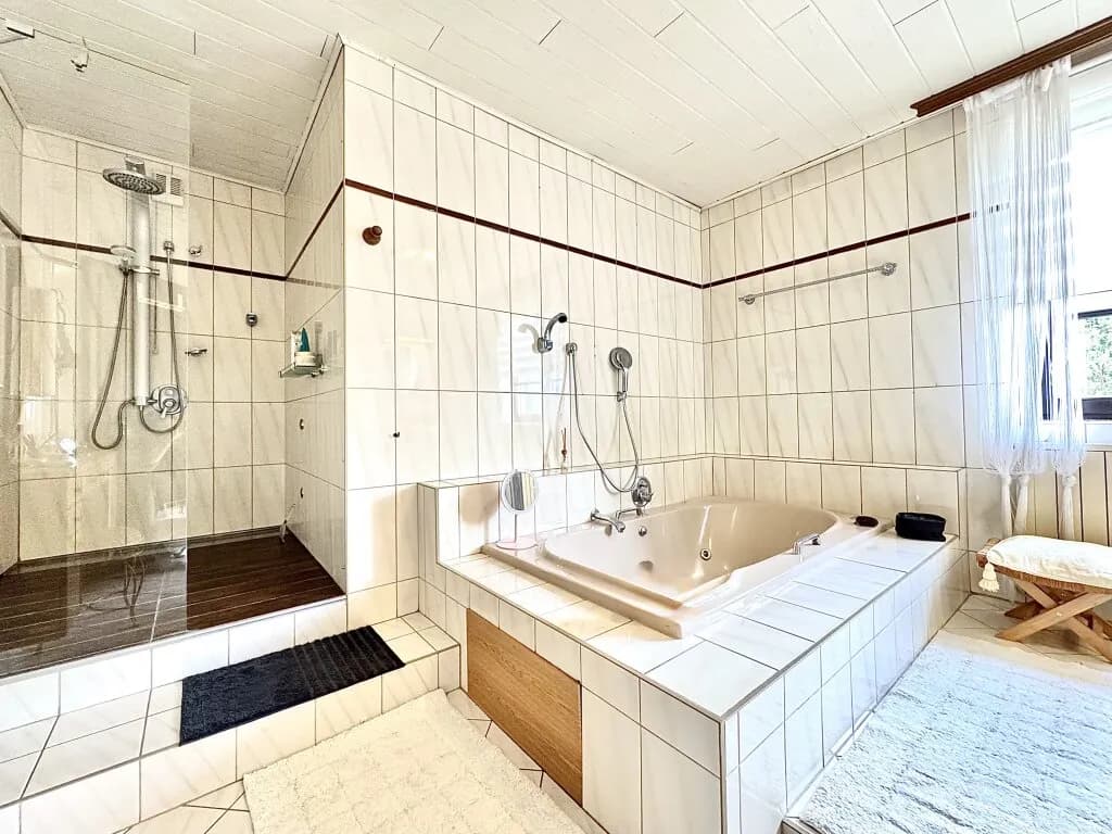 7-Zimmer-Immobilie kaufen in Gänserndorf – 240 m², € 749.000 – Bild 14 von 21